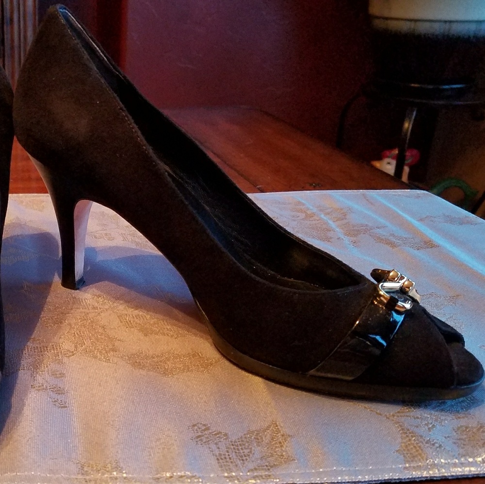 Cole Haan Black suede heels 11B - Picture 2 of 3